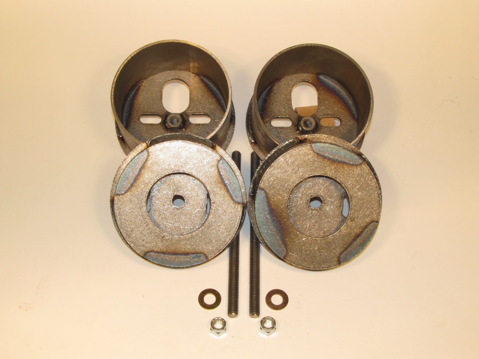 LRD 91- 96 GM ^B^ Body (Impala Caprice Roadmaster) Rear Bag Cups