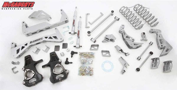MCG50725 7^ Premium Lift Kit for 2007-2013 GM SUV 1500 (2WD Auto Leveling) (Silver Powdercoated)