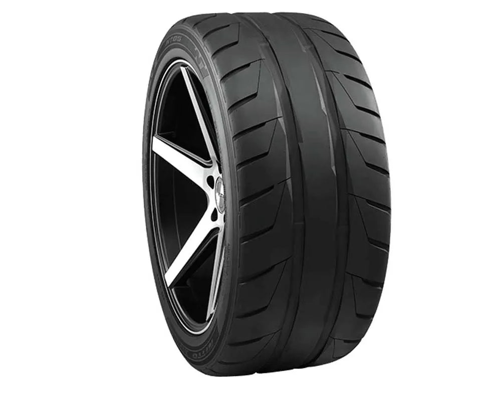 Nitto NT05 Tire 235/40ZR17 90W